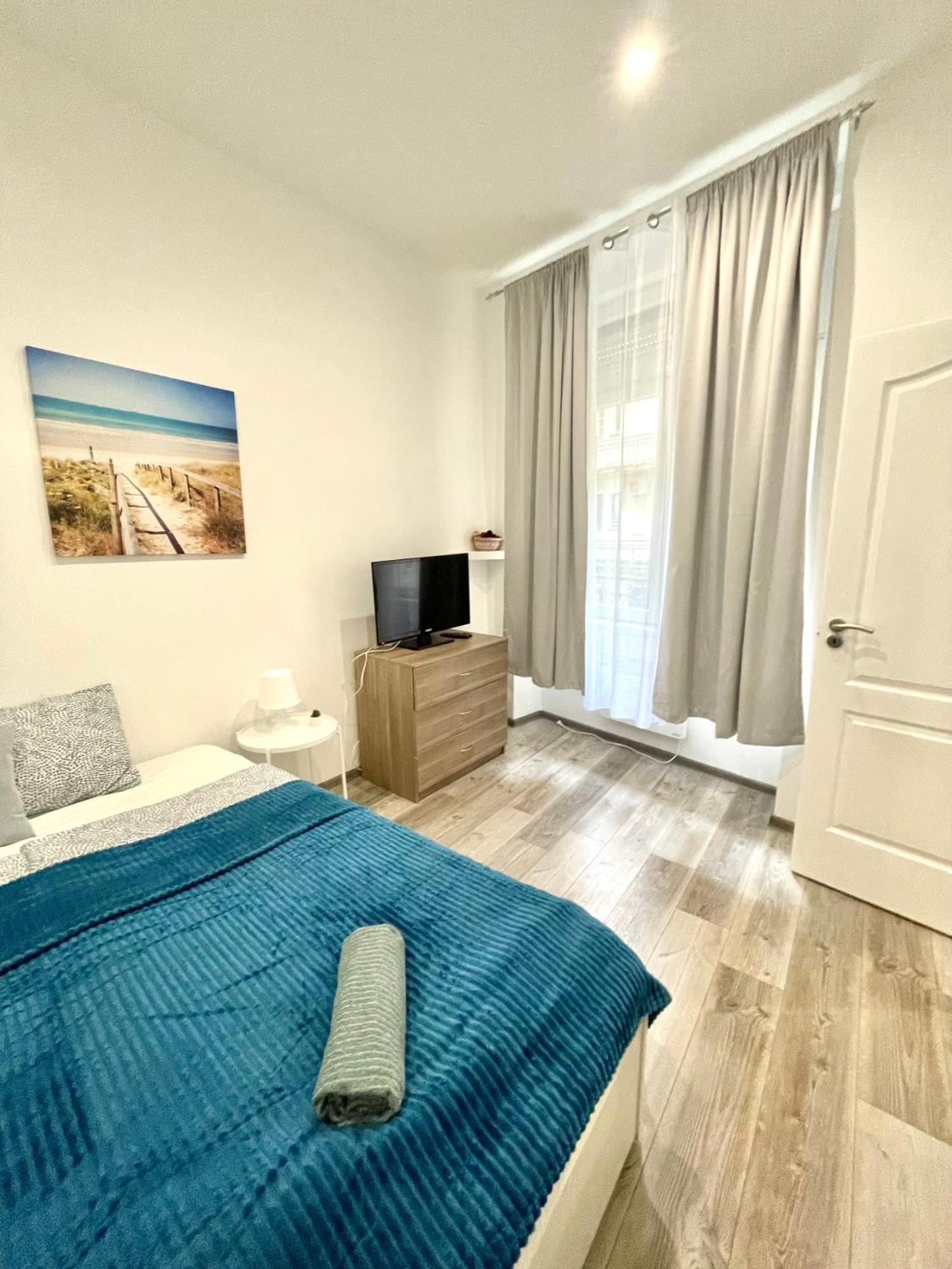 Relax Home With 2 Bedroom, 2 Bathroom For 6 People In The City Centre Free Coffee بودابست المظهر الخارجي الصورة