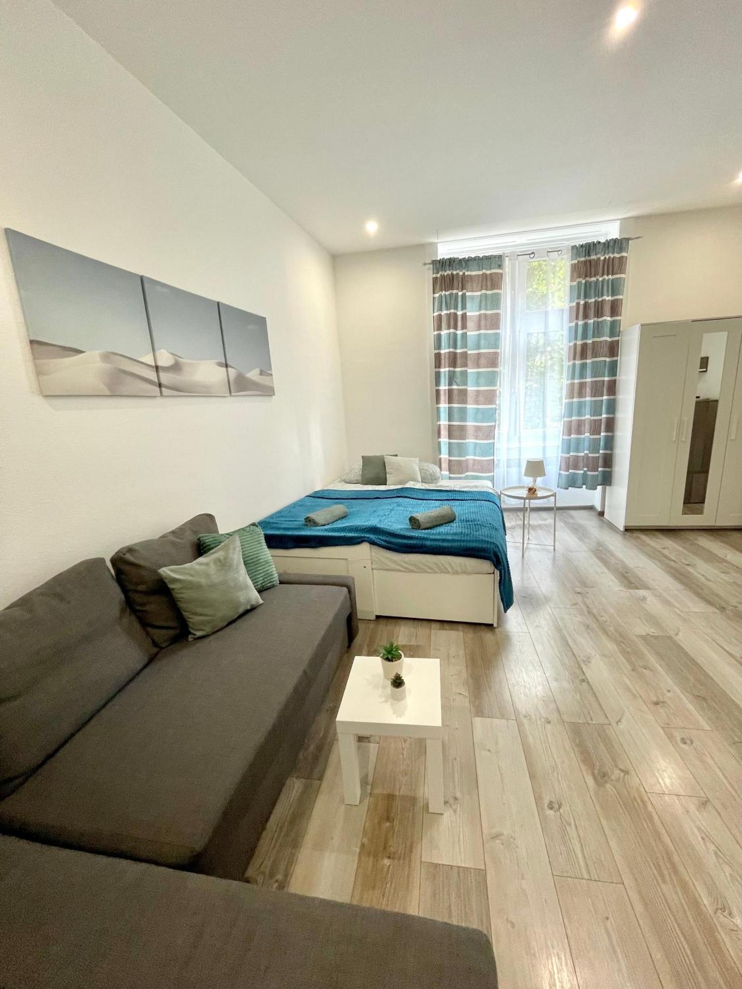 Relax Home With 2 Bedroom, 2 Bathroom For 6 People In The City Centre Free Coffee بودابست المظهر الخارجي الصورة