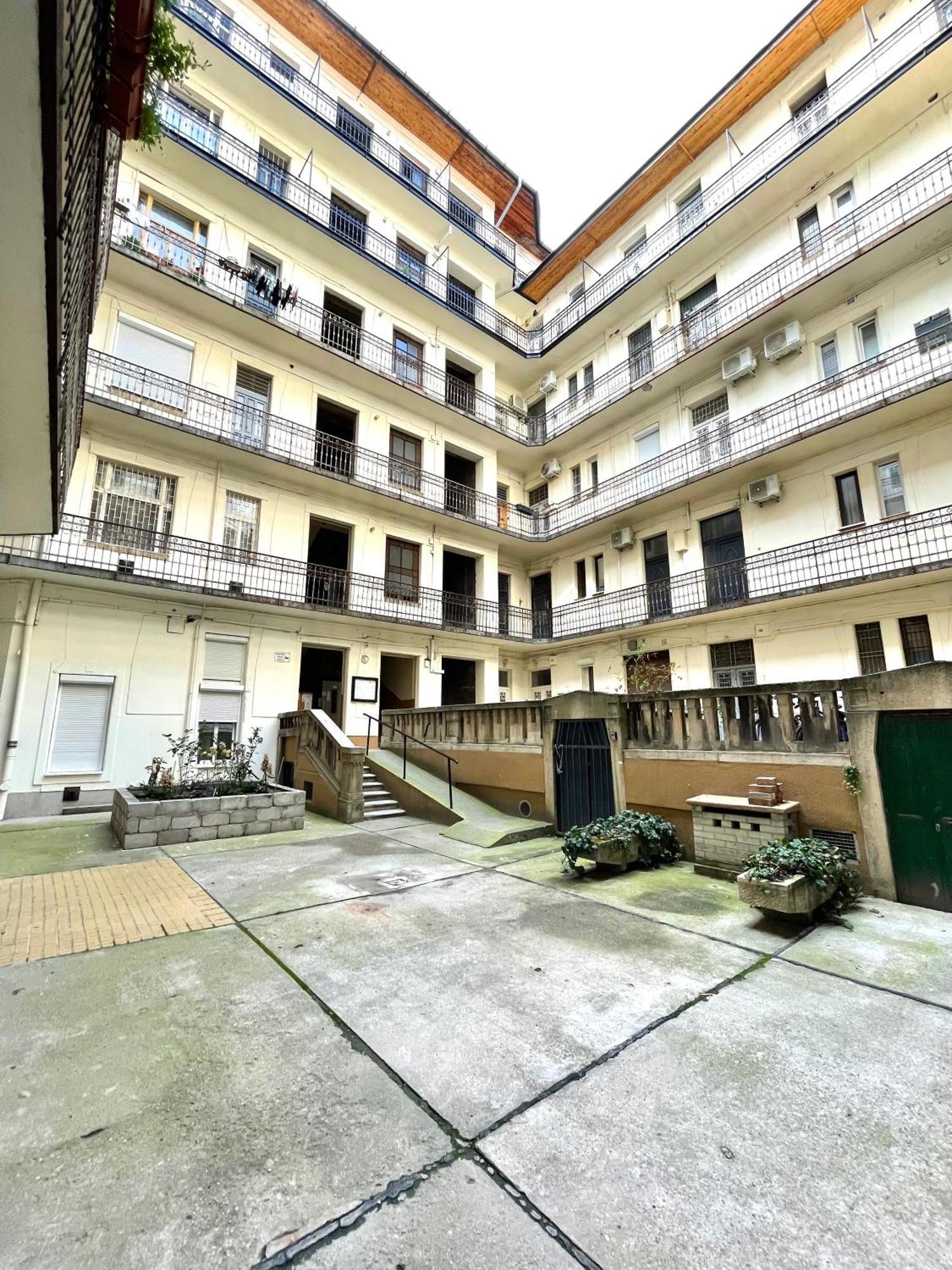 Relax Home With 2 Bedroom, 2 Bathroom For 6 People In The City Centre Free Coffee بودابست المظهر الخارجي الصورة